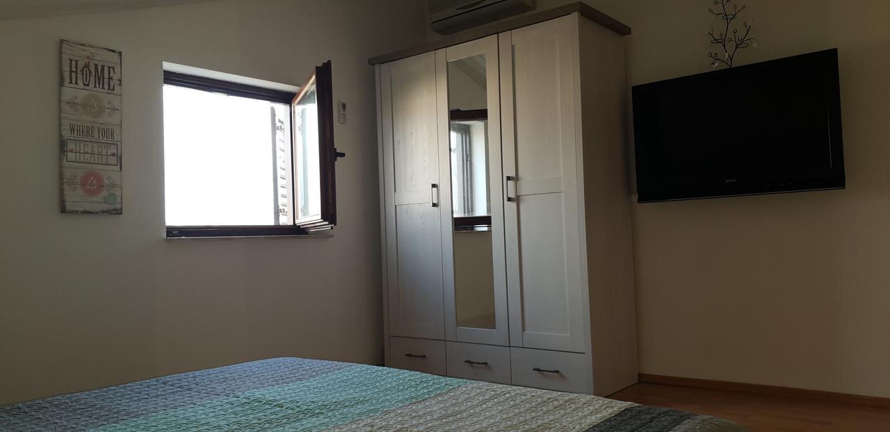 Apartment Tezak Kukci Kültér fotó