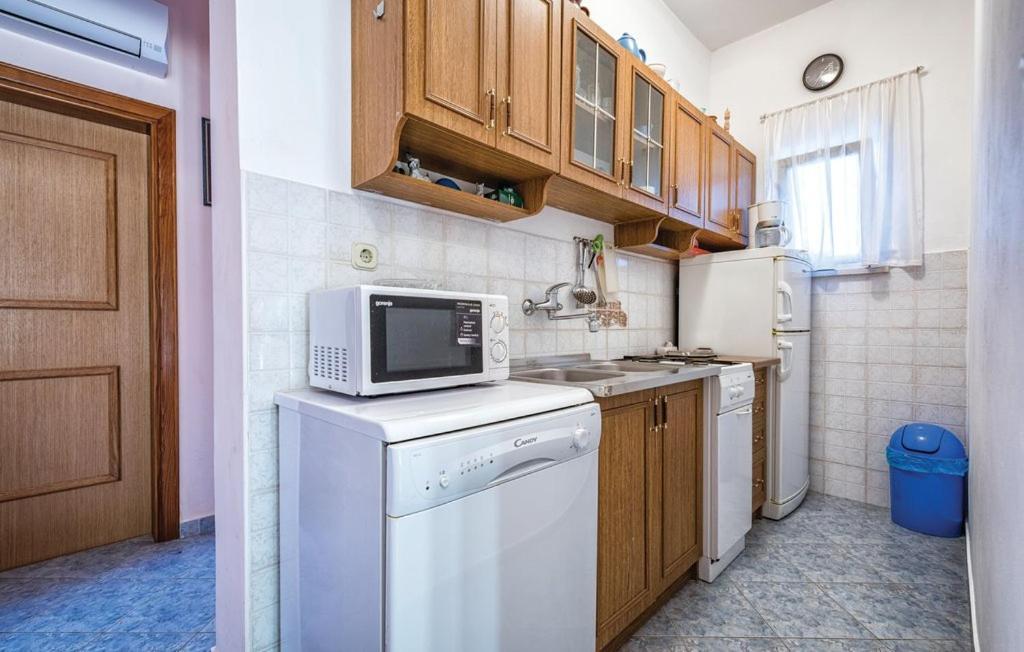 Apartment Tezak Kukci Kültér fotó